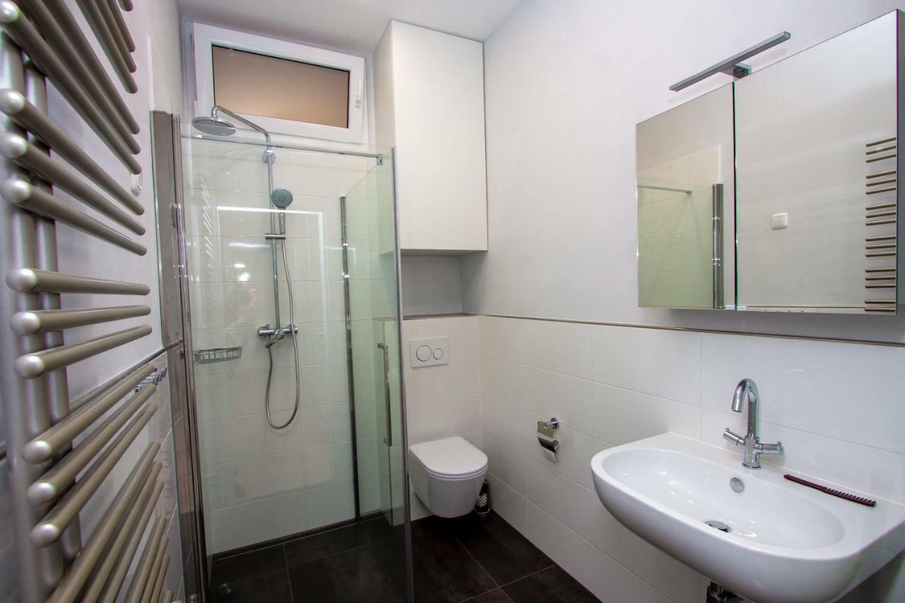 Appartement Apartman Colosseum à Pula Extérieur photo